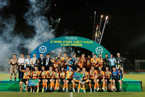 Sôi động Giải bóng đá Tứ hùng - Care For Việt Nam Cup 2026