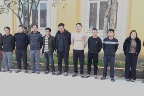Vượt 'thiên la địa võng' đột kích 'lô cốt' cờ bạc của các đối tượng tiền án, tiền sự