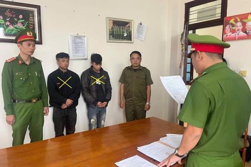 Bắt 3 'con nghiện'… lên tiên