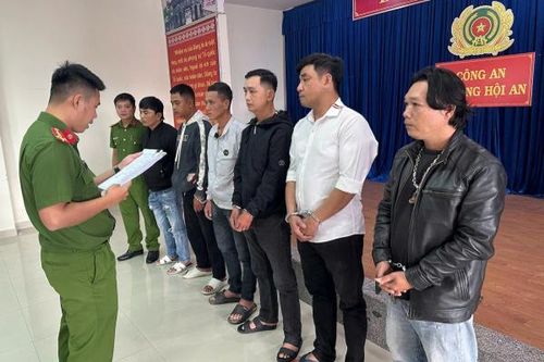 Bắt tạm giam 6 đối tượng gây rối trật tự công cộng