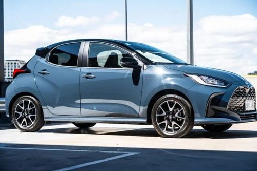 Toyota Yaris Hybrid 2026 lộ diện với thiết kế nội thất hiện đại