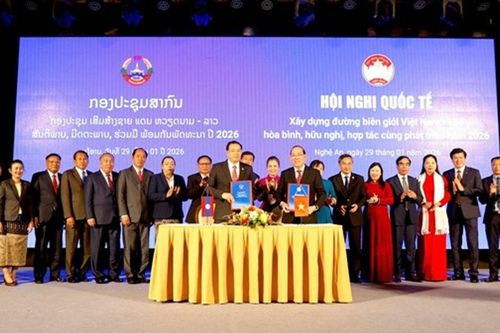 Mặt trận hai nước Việt Nam - Lào đẩy mạnh triển khai hợp tác xây dựng biên giới hòa bình