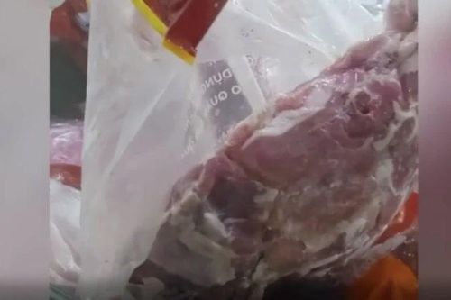 Chỉ đạo khẩn về bữa ăn bán trú sau nghi vấn thịt bẩn tuồn vào trường ở TPHCM