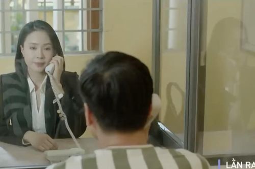 'Lằn ranh' tập cuối: Phó bí thư Sách ra công an đầu thú, Thu vào tù thăm Triển