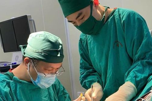 Bật báo động đỏ cứu thanh niên hôn mê sâu, không tiền, không người thân
