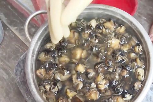 Vì sao 500 tấn hóa chất dùng ngâm ốc tuồn ra thị trường suốt 5 năm mới bị phát hiện?
