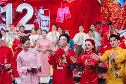 12 Con giáp 2026: Hội ngộ dàn nghệ sĩ nổi tiếng trong chương trình Sắc Việt