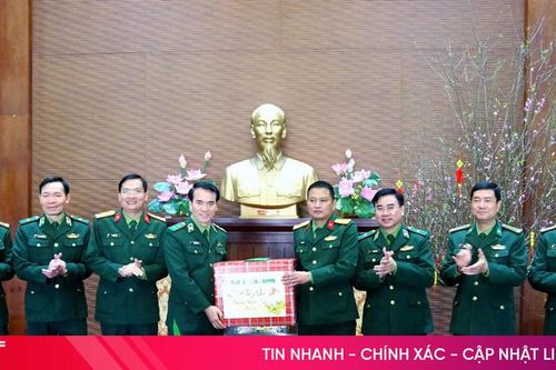 Tư lệnh Bộ đội Biên phòng chúc Tết cán bộ, chiến sĩ LLVT Hà Tĩnh