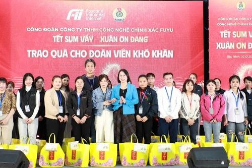 Bắc Ninh: Chương trình 'Tết sum vầy - Xuân ơn Đảng' tại doanh nghiệp có số lượng lao động lớn