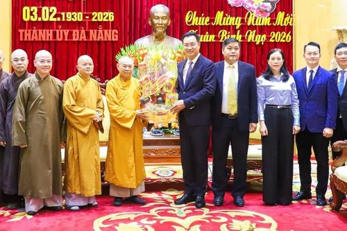 Bí thư Thành ủy Lê Ngọc Quang tiếp Ban Trị sự Giáo hội Phật giáo Việt Nam thành phố Đà Nẵng thăm, chúc Tết thành phố