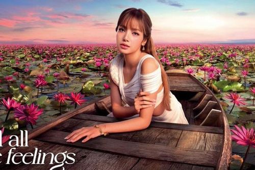 Udon Thani: Hiệu ứng Lisa thúc đẩy du lịch Hồ sen đỏ của Thái Lan tăng trưởng kỷ lục