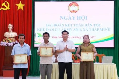 Xây dựng gia đình no ấm, tiến bộ, hạnh phúc, văn minh
