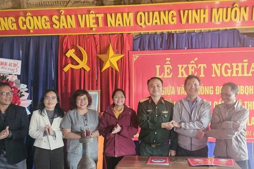 Văn phòng Đoàn ĐBQH&HĐND tỉnh kết nghĩa với các thôn, làng
