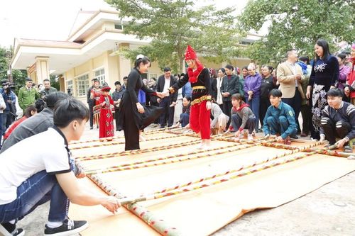 Đoàn kết - Sức mạnh tạo thành công