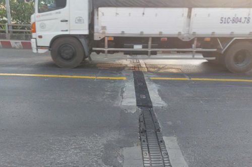 Sửa chữa cầu Phú Cường nối TP.HCM và Bình Dương sau cảnh báo mất an toàn