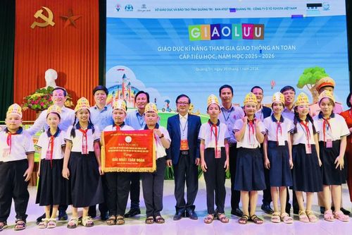 Hội thi 'Giáo dục kỹ năng tham gia giao thông an toàn'
