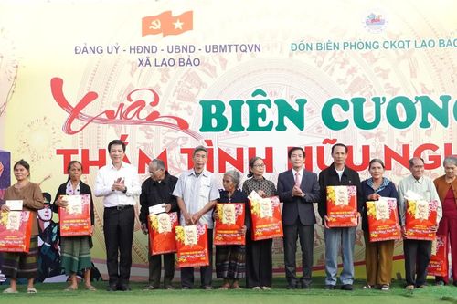 Chương trình 'Xuân biên cương-Thắm tình hữu nghị' Tết Nguyên đán Bính Ngọ 2026