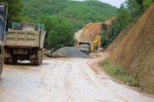 Cận cảnh tuyến đường nối đường Hồ Chí Minh với QL9 ở Quảng Trị sau 4 năm triển khai