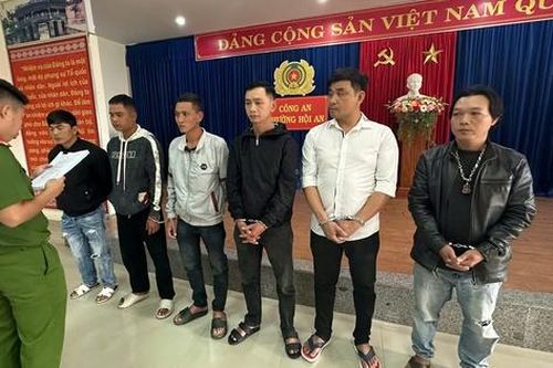 Dùng ly, chén đánh nhau trong tiệc sinh nhật làm khách bị thương, 6 đối tượng bị khởi tố