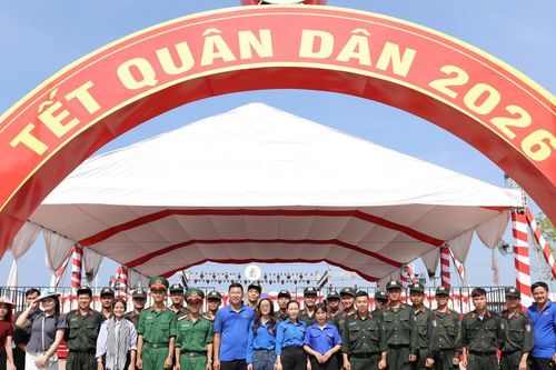 Thiết lập 4 kỷ lục mới tại Tết quân dân ở TP. Cần Thơ