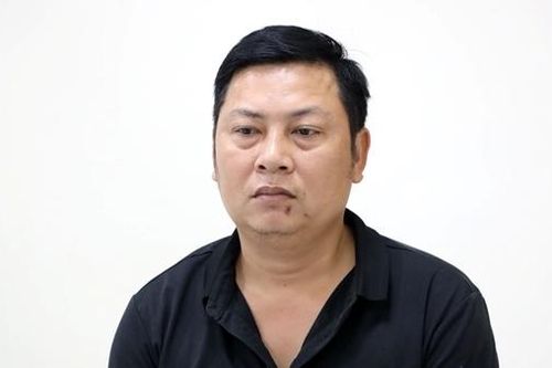 Đối tượng cầm đầu đường dây thuốc lá lậu gửi tại các bưu cục ra đầu thú