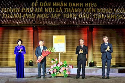 Hà Nội đón nhận danh hiệu 'Thành phố học tập toàn cầu' của UNESCO