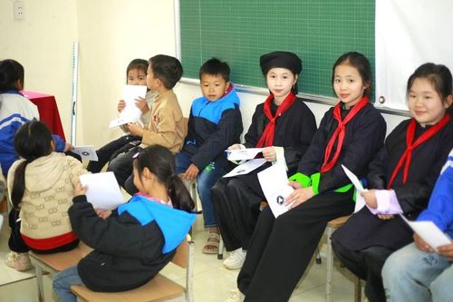 Học sinh trường phổ thông nội trú có thể nhận hỗ trợ tiền ăn đến 1,17 triệu đồng/tháng