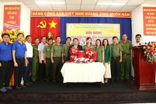 Công an TPHCM: Đẩy mạnh phong trào TDBVANTQ tại các công ty, khu công nghiệp