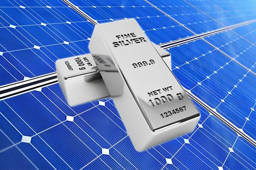 Ngành năng lượng mặt trời toàn cầu bước vào cuộc đua cắt giảm bạc