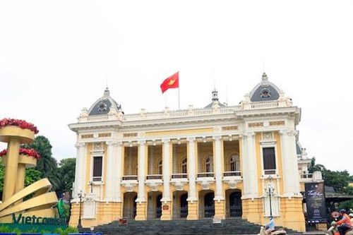 Hà Nội tạm cấm phương tiện xung quanh Quảng trường Cách mạng Tháng Tám