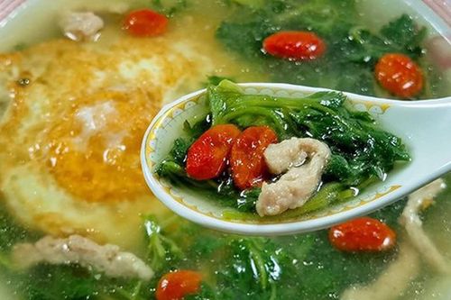 Loại rau được coi 'thảo dược trường sinh của phụ nữ' có nhiều ở nước ta, chị em làm ngay món ngon này để thêm trẻ đẹp