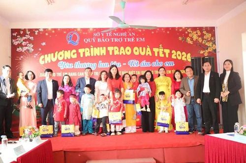 'Tết ấm cho em' đến với trẻ rối loạn phổ tự kỷ ở Nghệ An