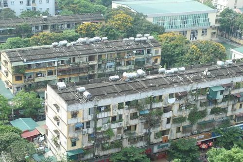 Chuyện từ hành lang chung cư