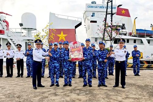 Vùng Cảnh sát biển 2 sẵn sàng chiến đấu, giữ bình yên biển đảo