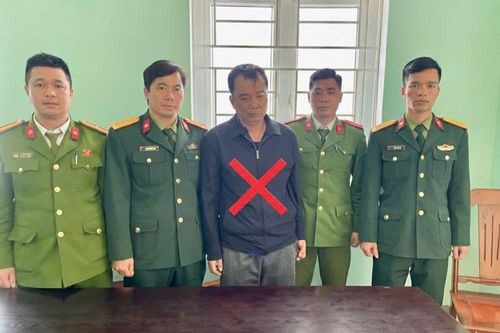 Bị truy nã hơn 30 năm, 'đổi tên' vẫn không thoát