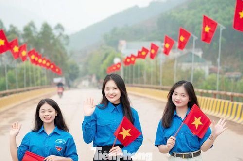 Rực rỡ đường cờ Tổ quốc của tuổi trẻ Bắc Ninh