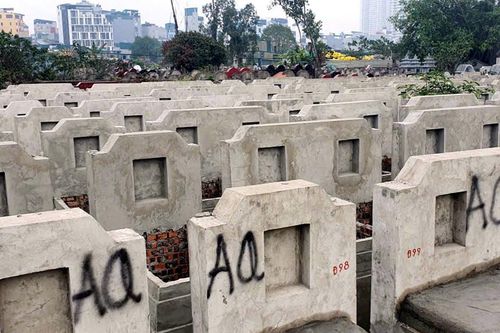 UBND phường lên tiếng về hàng trăm ngôi mộ không có hài cốt ở Hà Nội