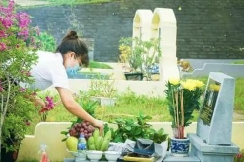 Tạ mộ cuối năm thế nào cho đúng?