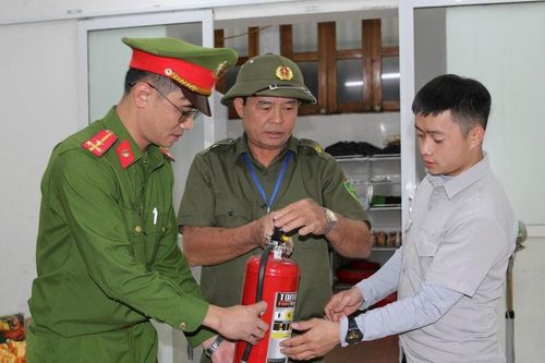 UBND tỉnh Nghệ An chỉ đạo triển khai thi hành các Luật liên quan an ninh, trật tự, tạm giữ, tạm giam