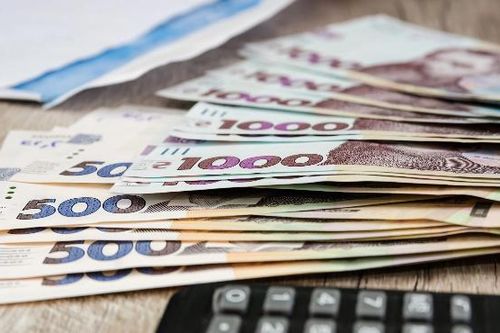 Người Ukraine thu nhập bao nhiêu mỗi tháng giữa lạm phát và chiến tranh?