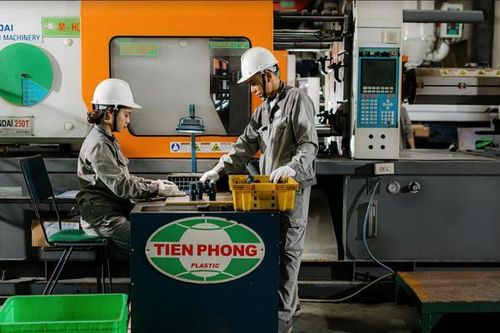 Gần nửa tài sản của 'ông lớn' Nhựa Tiền Phong là tiền mặt