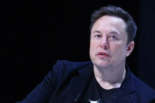 Email hé lộ Elon Musk từng bàn chuyện tới 'đảo riêng tai tiếng' của Jeffrey Epstein