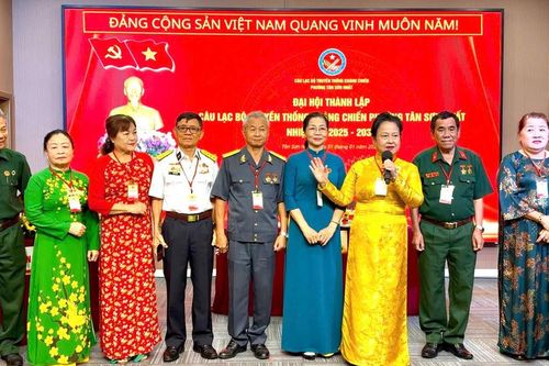 TPHCM: Ấm tình đồng đội tại CLB Truyền thống kháng chiến phường Tân Sơn Nhất