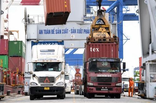 Hàng nhập khẩu tắc nghẽn vì thiếu hướng dẫn sau Nghị định 46