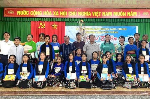 Âm thầm giữ 'hồn' văn hóa dân tộc Thái