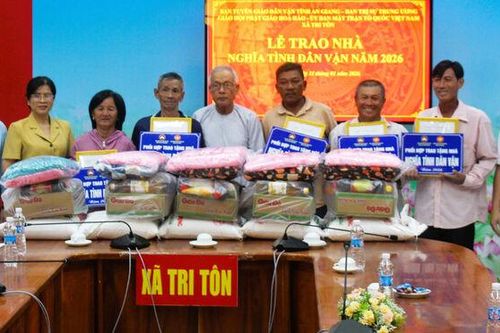 An Giang bàn giao 20 căn nhà Nghĩa tình dân vận