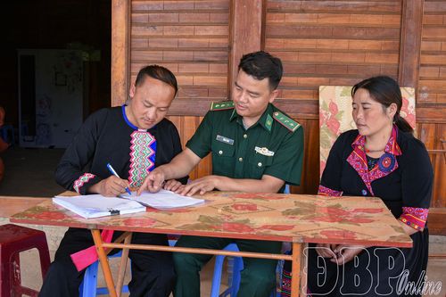 Bảo vệ vững chắc biên cương Tổ quốc