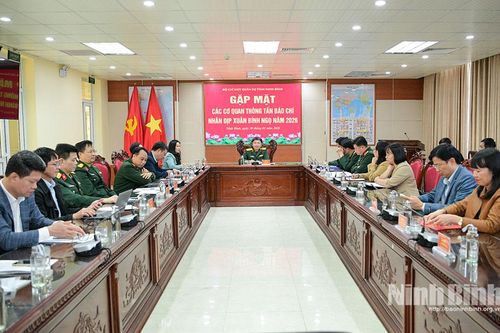 Bộ Chỉ huy Quân sự tỉnh gặp mặt các cơ quan thông tấn, báo chí nhân dịp Xuân Bính Ngọ