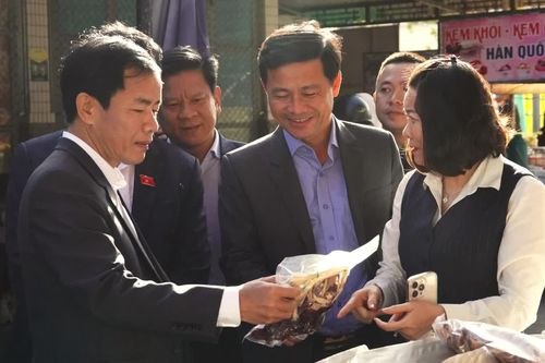 Khai mạc chợ phiên Biên giới Lao Bảo năm 2026