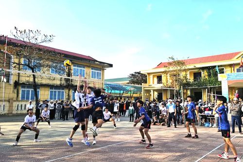 Sôi nổi hội thi thể thao học đường xã Lệ Ninh lần thứ I